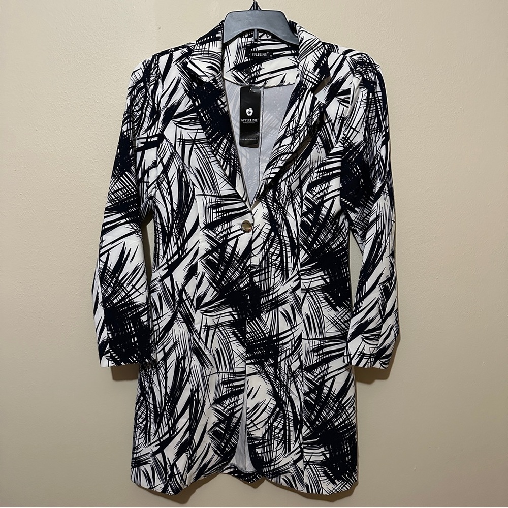 NWT Appleline Women's Cardigan Dress Long Sleeve Palm Print Black White Size 42